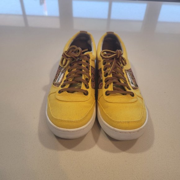 Women's Size 8 Yellow Pattern Morrison Sneakers - Picture 2 of 4